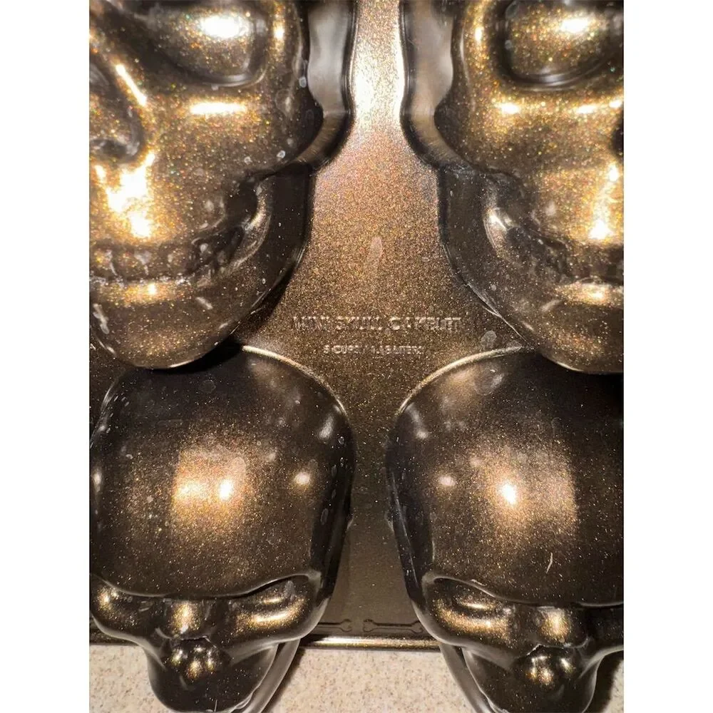 Nordic Ware Halloween Haunted Skull Cakelet Pan Non-Stick Bronze: NWOT